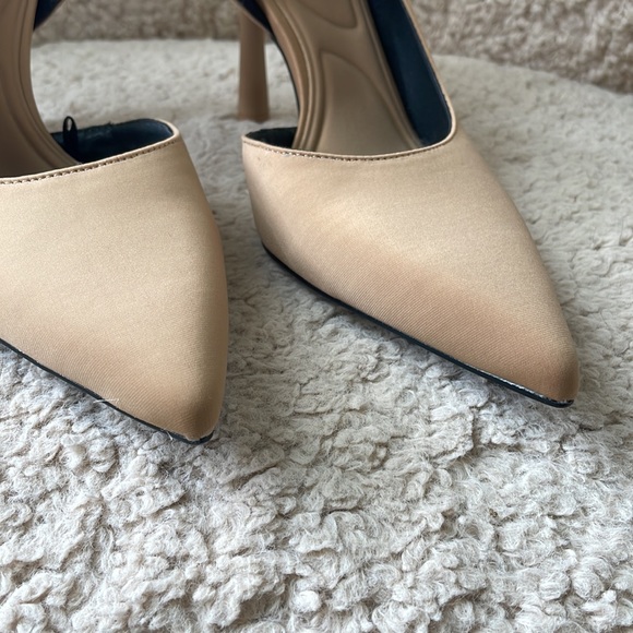 💔Sold 💔 ZARA TAN FABRIC HEELS SZ 38 - Picture 7 of 8